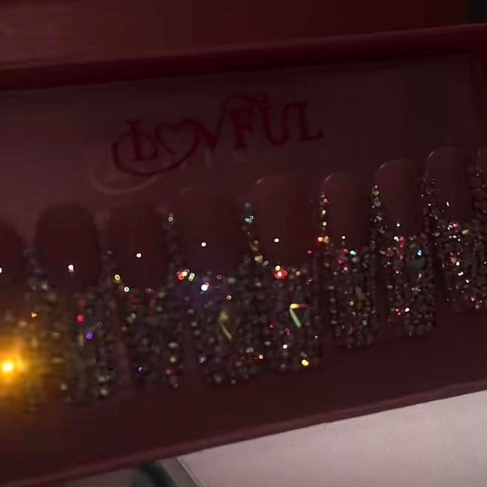 Customized Acrylic Press on Nails